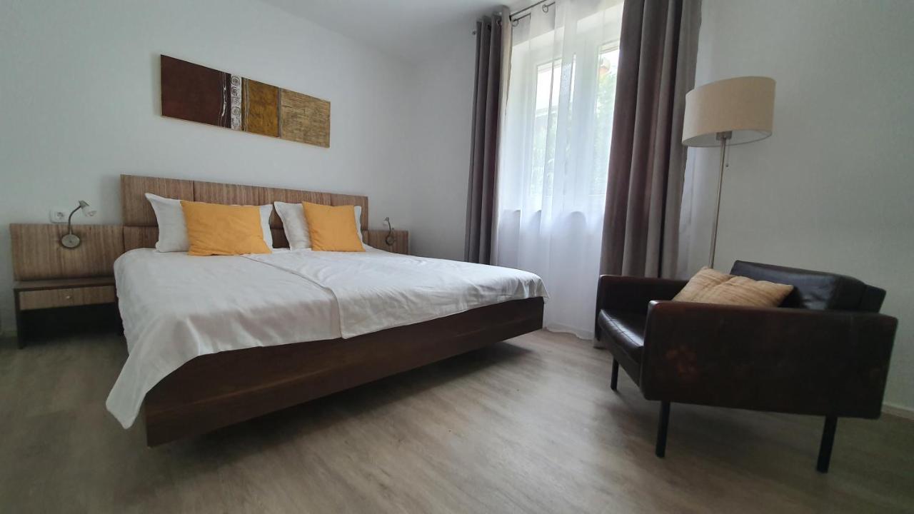 Divine View Apartma 니바이스 외부 사진