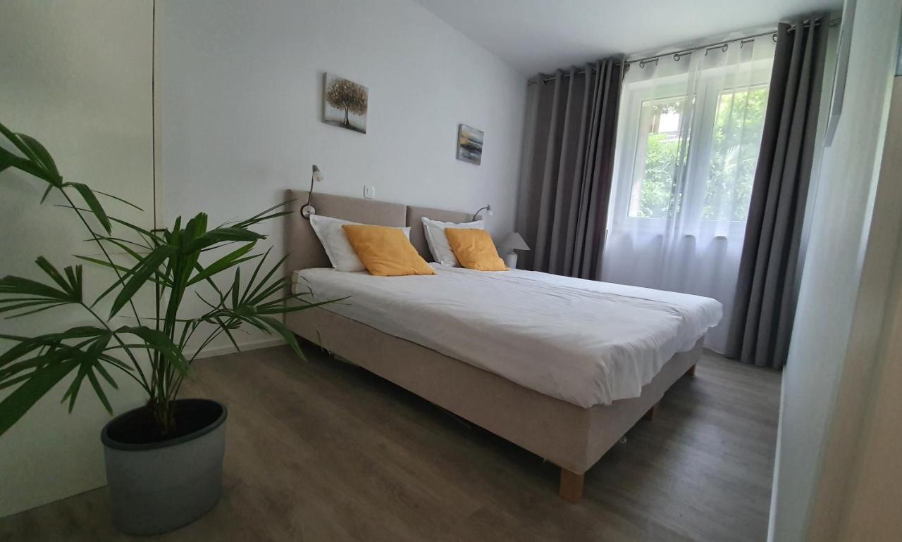 Divine View Apartma 니바이스 외부 사진